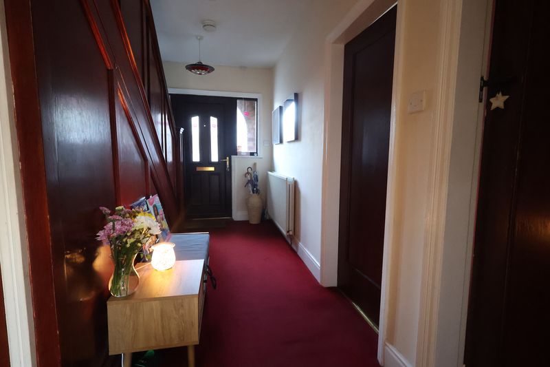 Entrance Hallway- click for photo gallery